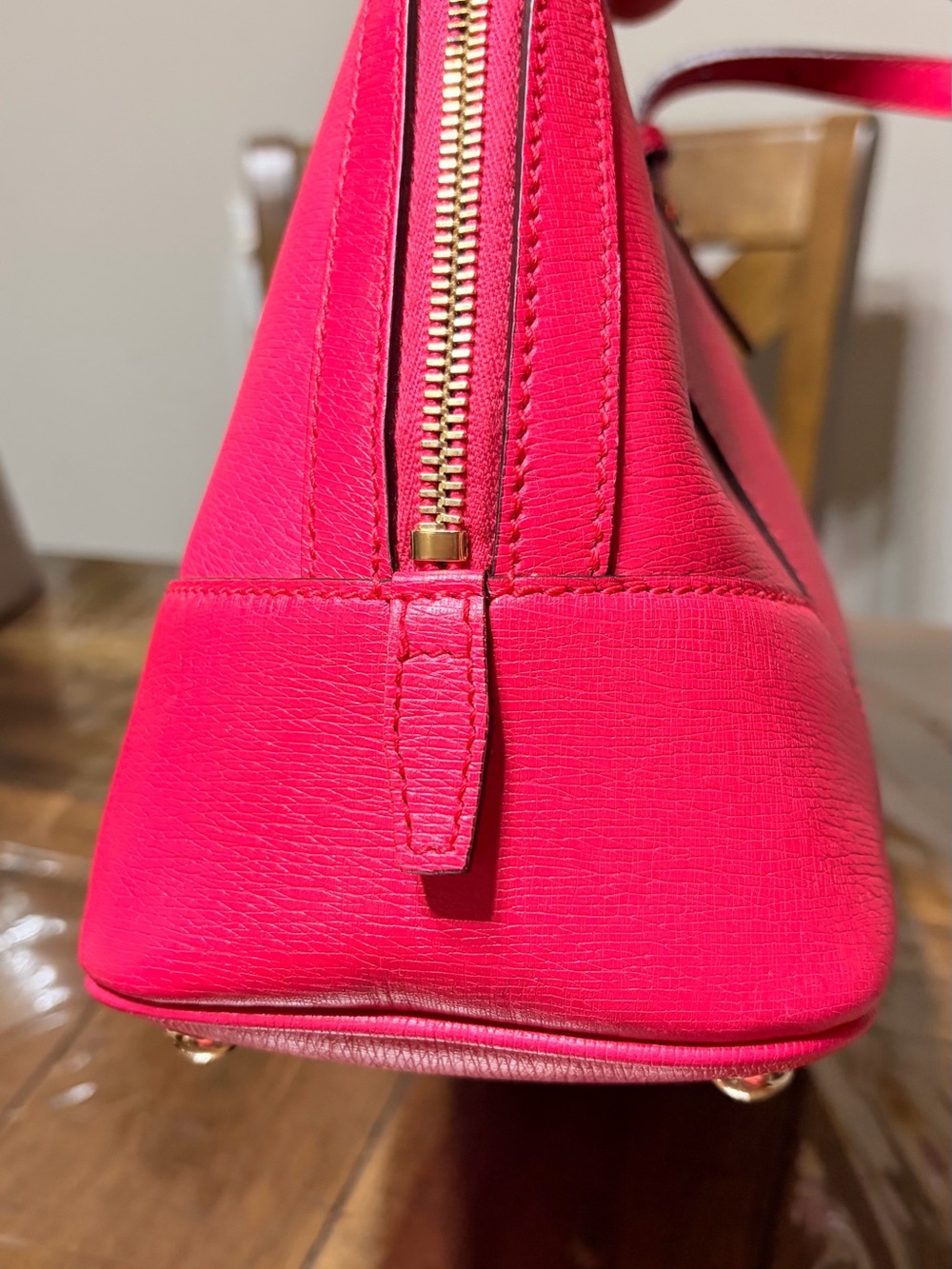 Gucci Hot Pink Dome Satchel with Gold Hardware - Picture 4 of 16